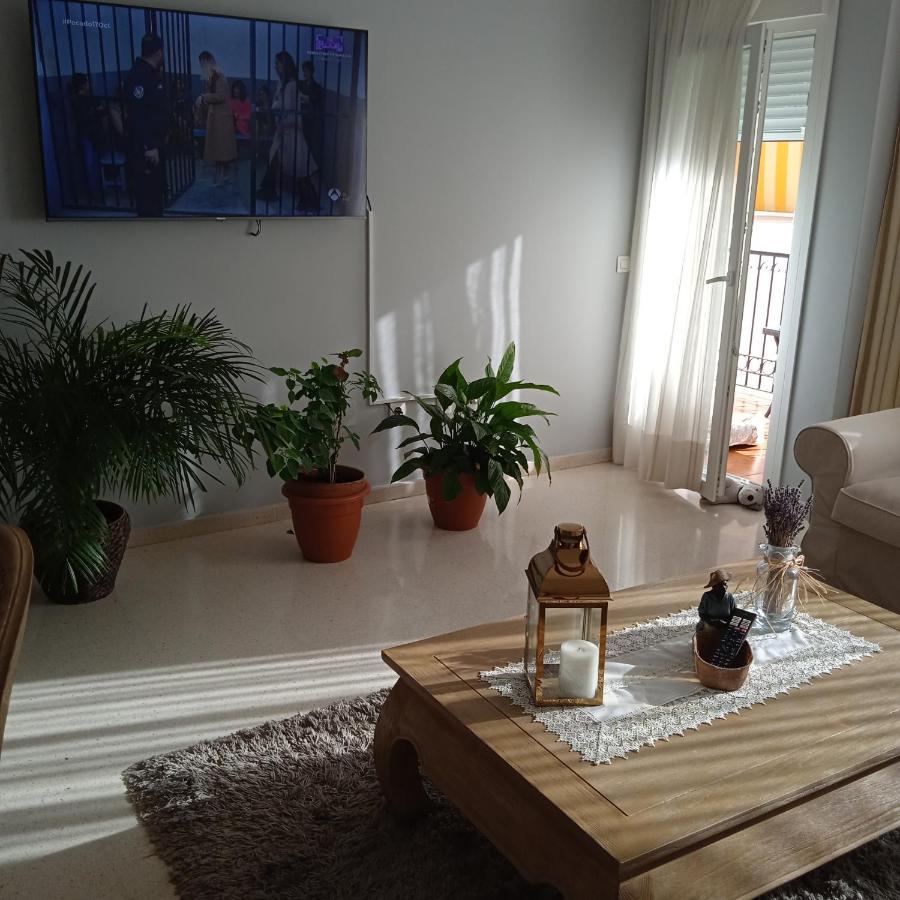 Alquilo Habitaciones Con Bano Y Cocina Compartida 토레몰리노스 외부 사진